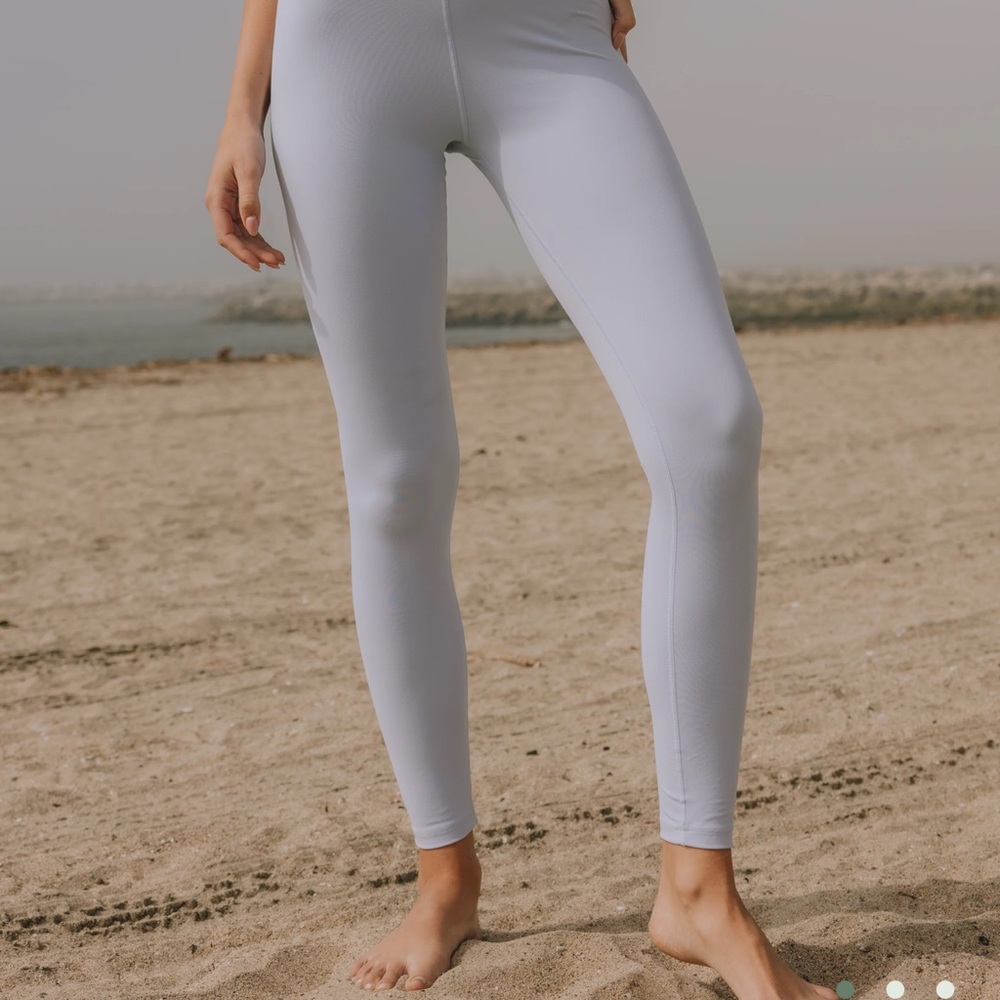 Daily Drills Soft Gray Leggings